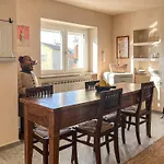 Casa Rosalinda, Monferrato Cozy アパート Camino