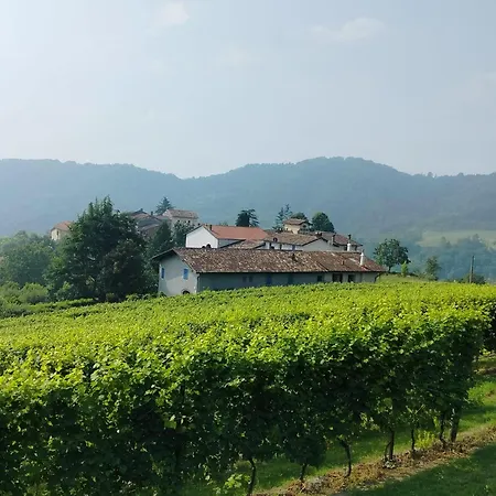 Apartment Casa Rosalinda, Monferrato Cozy Camino